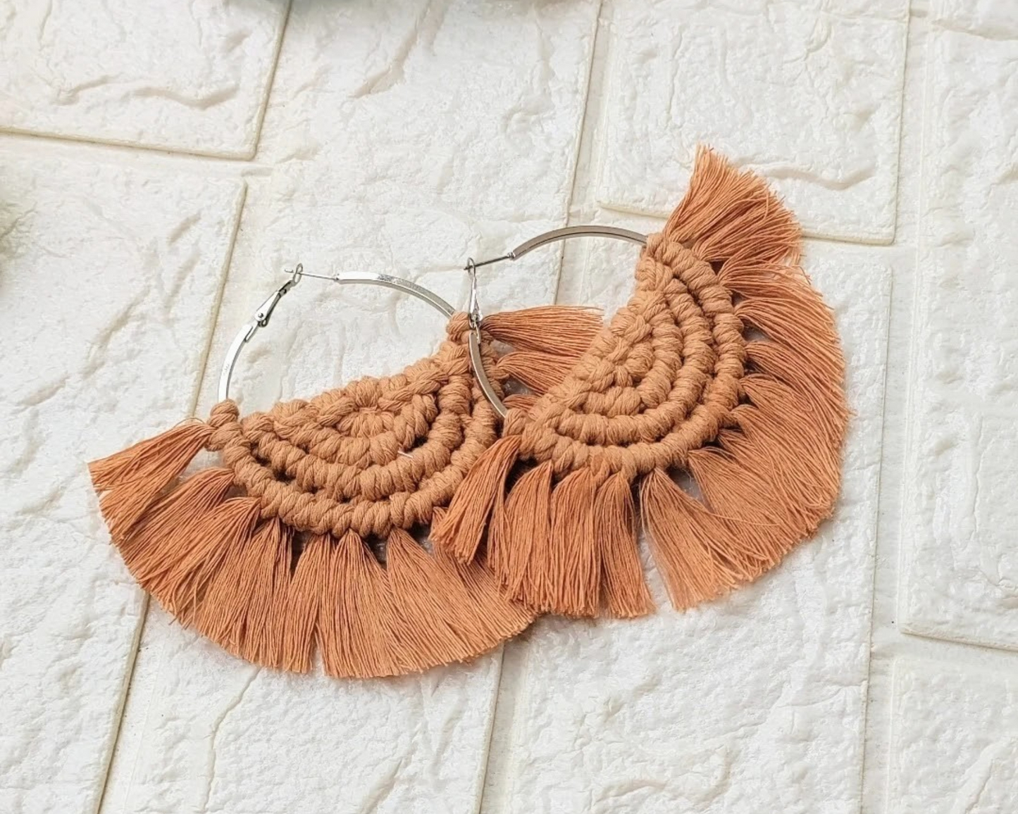 Eira Hoops