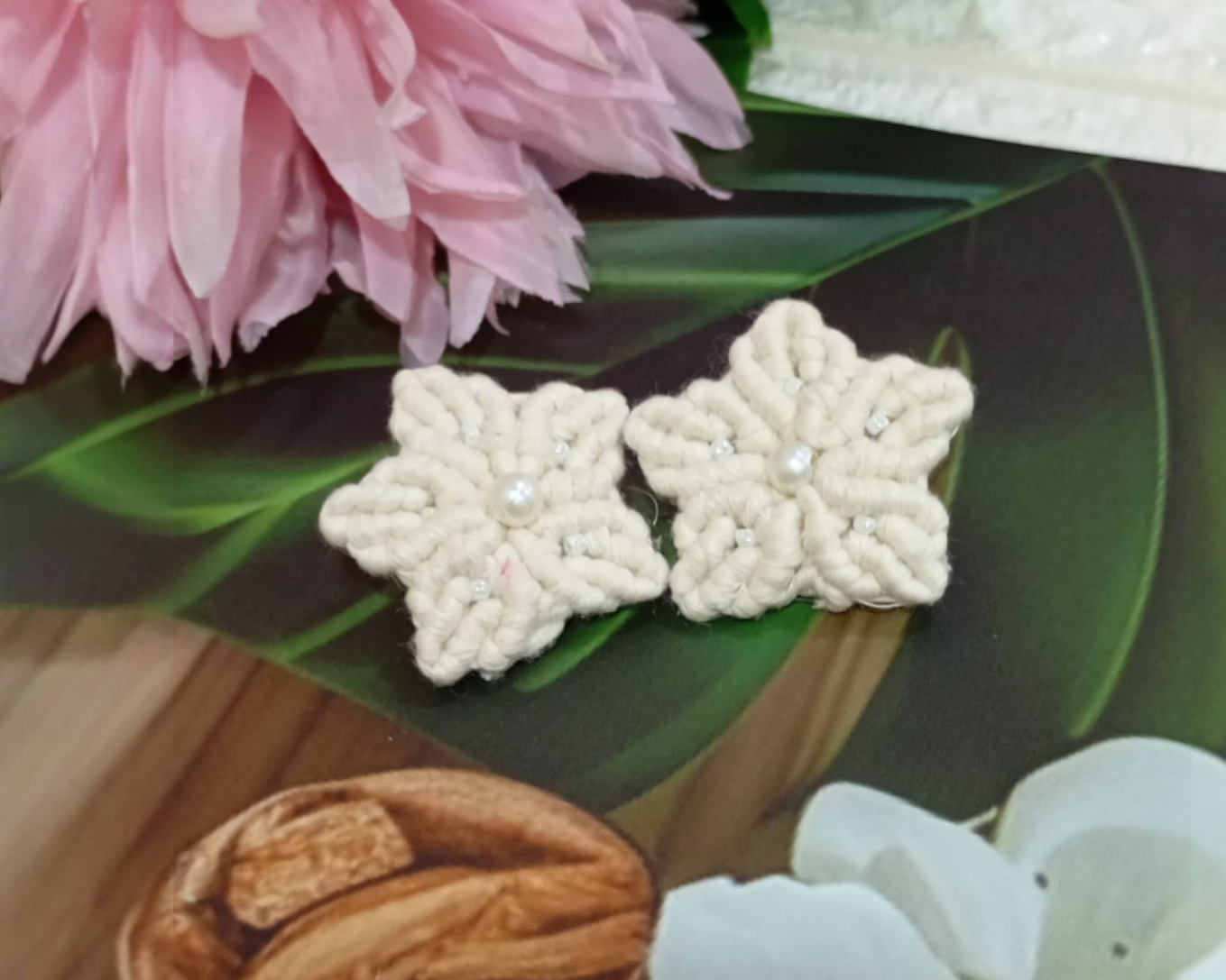 White Sitara Stud